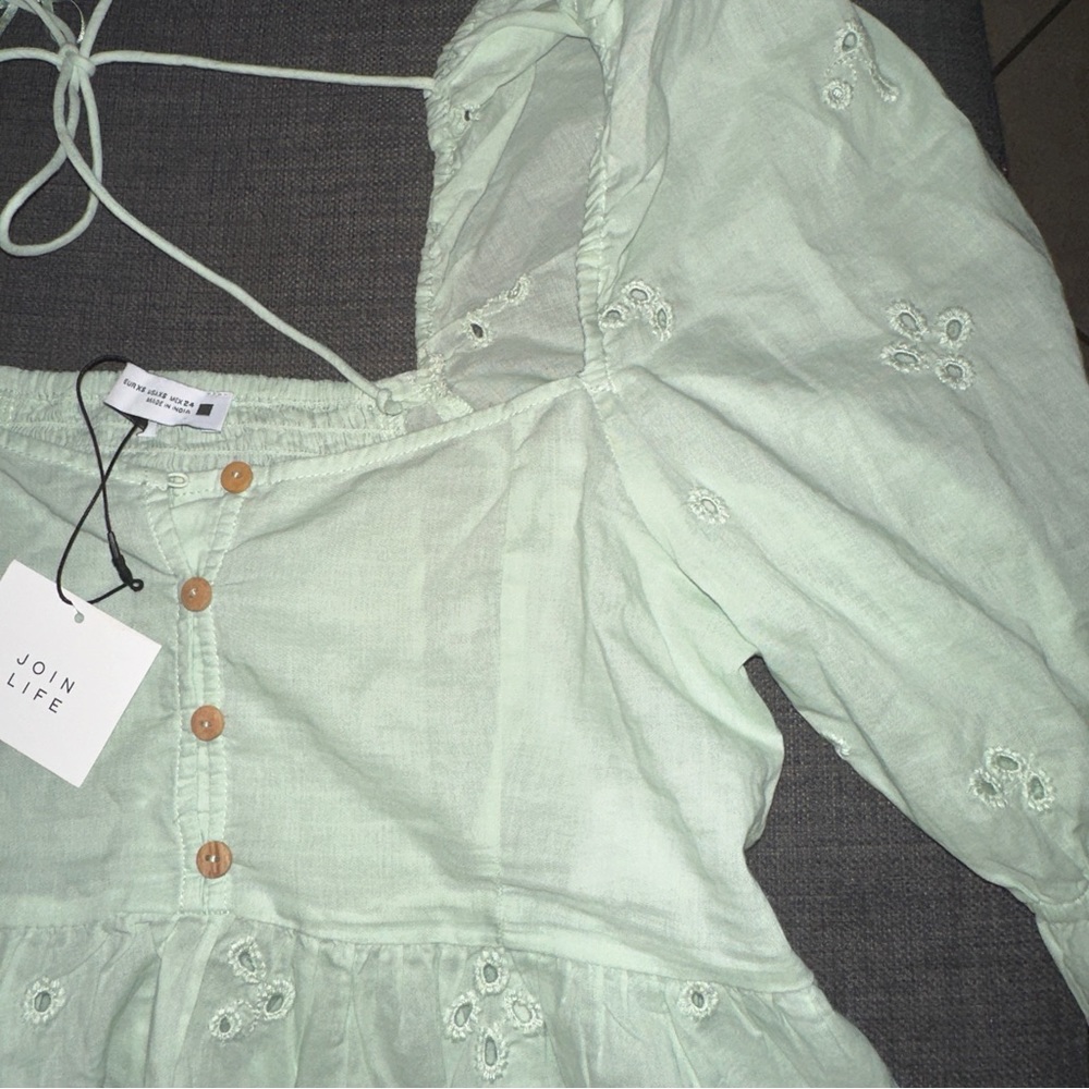NWT Zara Embroidered Eyelet Blouse Size bloggers fave - Picture 6 of 12